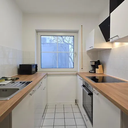 Premium Monteurunterkunft - Kwatera24 - 24h Check-in Apartment *