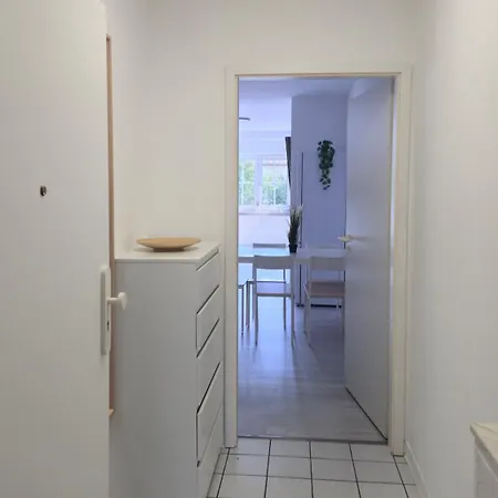 Premium Monteurunterkunft - Kwatera24 - 24h Check-in * Munster (Darmstadt-Dieburg)
