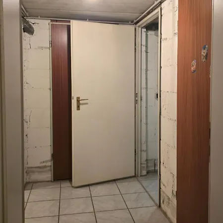 Premium Monteurunterkunft - Kwatera24 - 24h Check-in * Munster (Darmstadt-Dieburg)